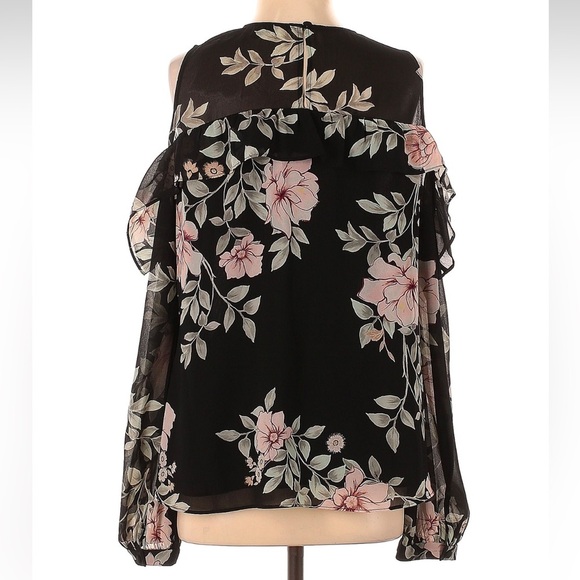 GUESS Adler Black Floral Cold Shoulder Ruffle Trim Long Sleeve Blouse Size Large - Picture 3 of 6